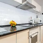 Malagasuite Apartament *